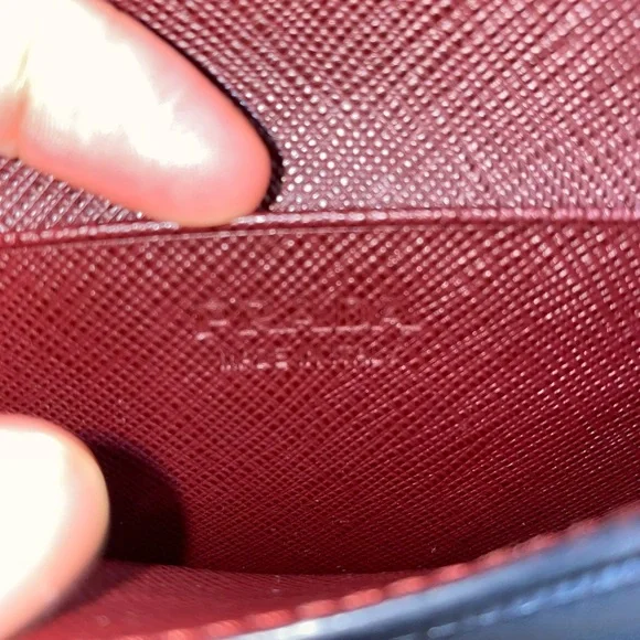 Prada card case - Picture 14 of 14